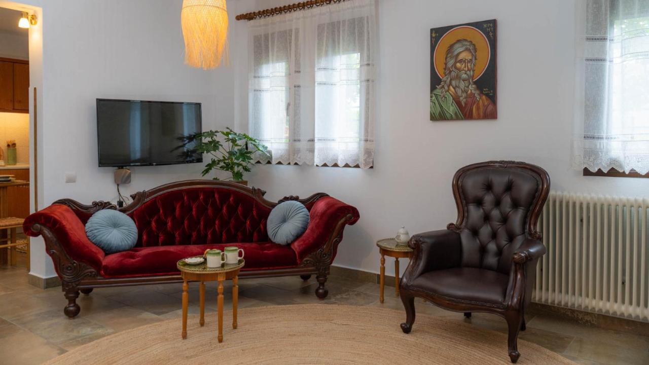 Postmans Apartment Under Meteora Kalambaka Exterior photo