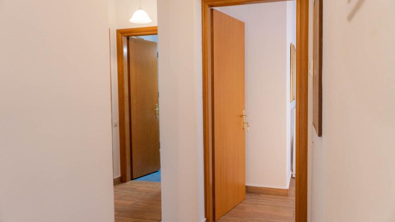 Postmans Apartment Under Meteora Kalambaka Exterior photo